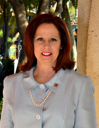 Denise Oyler Berkshire Hathaway HomeServices Florida Realty Agent