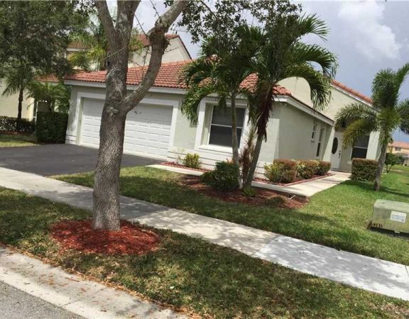 Homes for sale in Weston