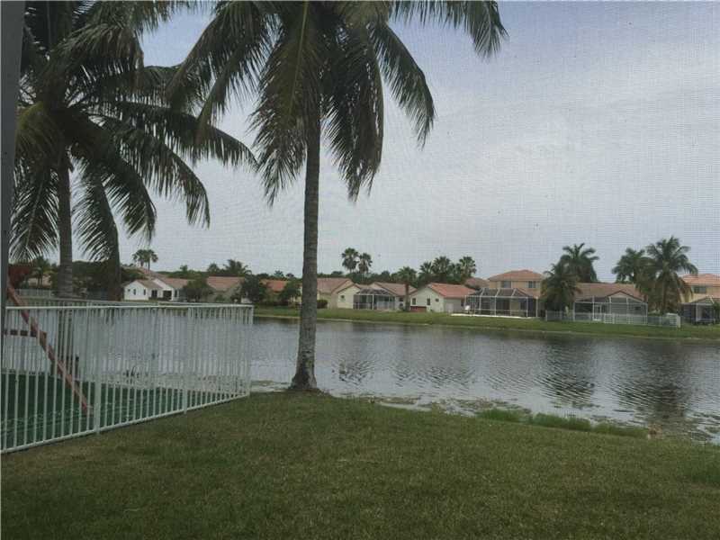 Weston luxury homes with lake view