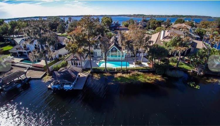 Orlando homes for sale with beautiful lake views.